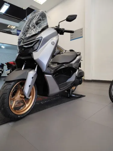 NMAX ABS CONNECTED - LUCAS YAMAHA
