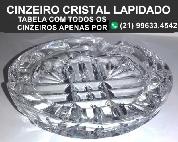 Antigo Cinzeiro Redondo. Cristal lapidado.