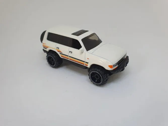 Hot wheels Toyota Land Cruiser 80 bege