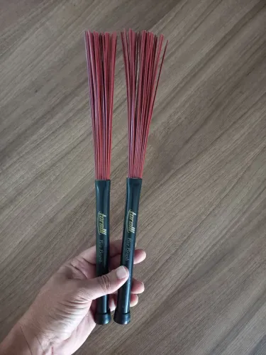 Vassourinhas de Nylon Torelli Baquetas Percussão 