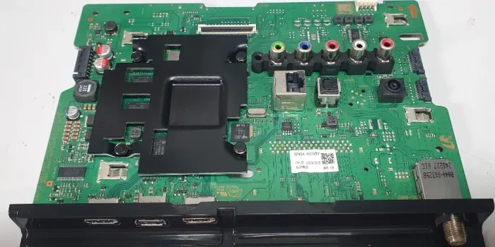 Placa Principal + Módulo Wi-Fi TV Samsung BE32T-B (cód. BN94-183584)
