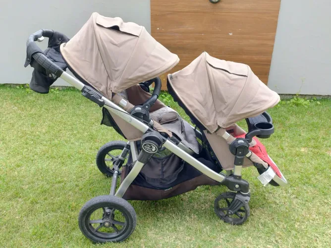 Carrinho de bebê gêmeos Select City Babby Jogger 