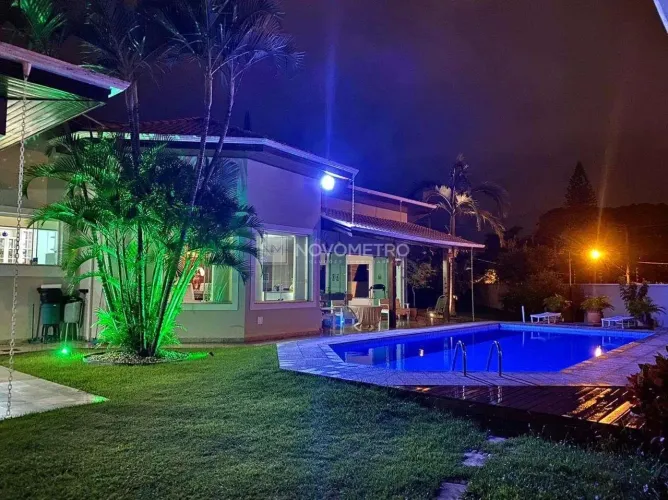 Parque Taquaral | Casa 4 quartos, sendo 4 suites