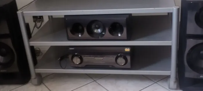 Home Theater Sony com 5.1 canais