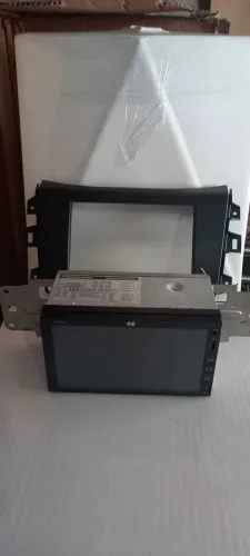 Multmidea 7" com acabamento para frontier