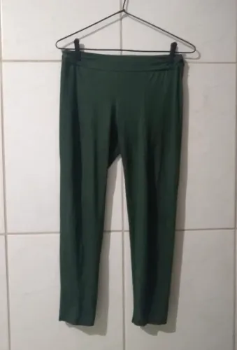 Calça legging verde (M/G)