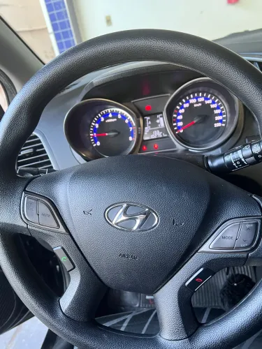 Hyundai HB20 Comf./c.plus/c.style 1.0 Flex 12V 2015