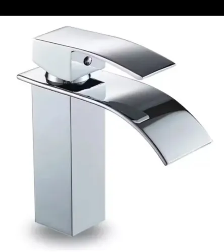 Torneira cascata