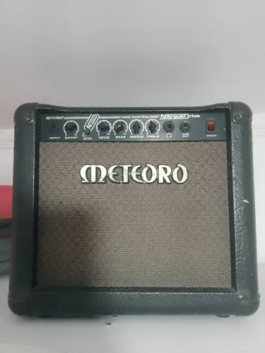 Amplificador meteoro mitrous 30w