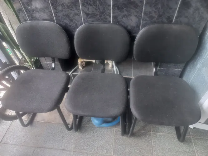 Cadeira com 3 lugares 