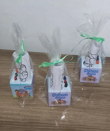 Personalizados- Kit Colorir + Giz de Cera