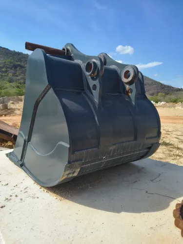 Concha Escavadeira Hyundai 260