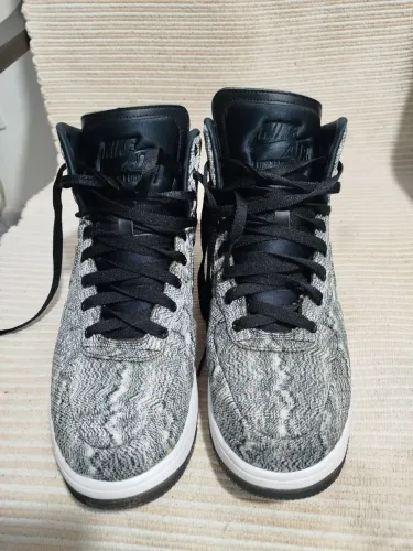 Tênis  Nike lunar force one