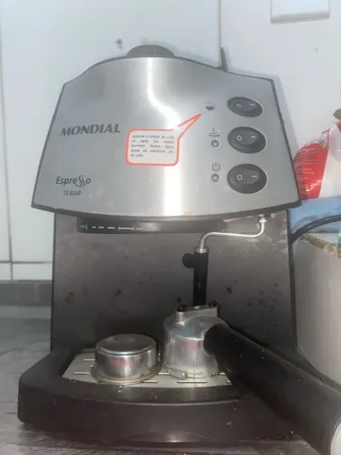 Máquina De Café Expresso Mondial