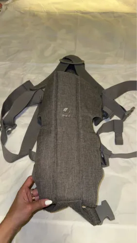 Canguru de Bebê Jane