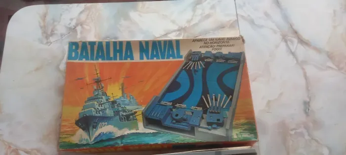 Jogo Batalha Naval anos 80 Glasslite super conservado completo. Aceito proposta.