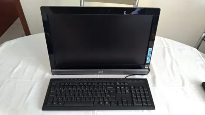 Computador ALL IN ONE AOC INTEL Celeron J1800