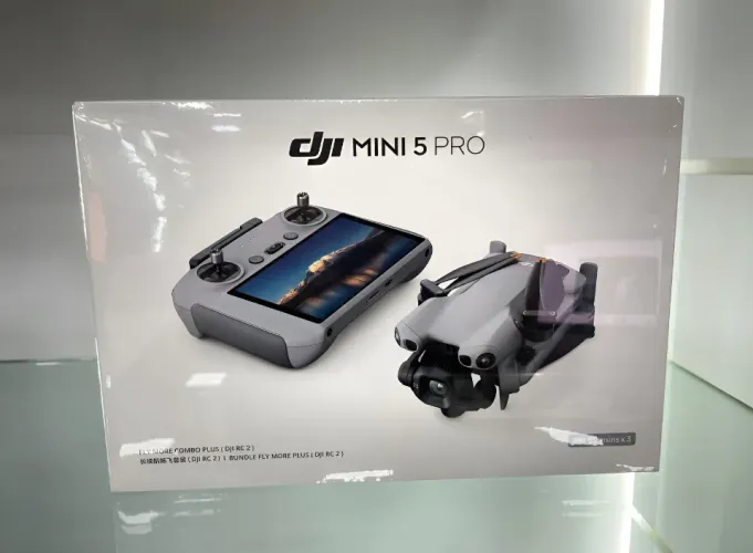 1 Drone Dji Mini 5 Pro Tela Dji Rc2 + Combo de Baterias Normal 34min FLY More Combo Kit