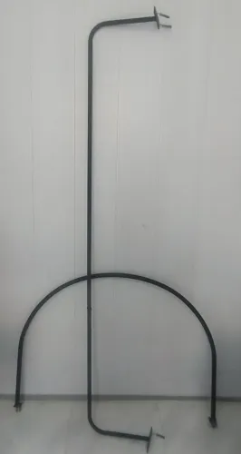 Arara e provador 