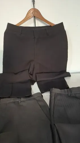 3 Calças Novas Vila Romana 42