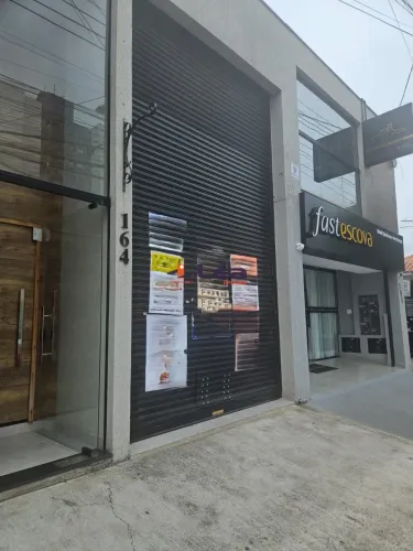 Salão Comercial para Locação em Suzano-SP - no Centro - 90m² - 1 Banheiro