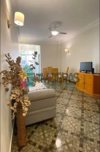 Apartamento - / Residencial / Flamengo