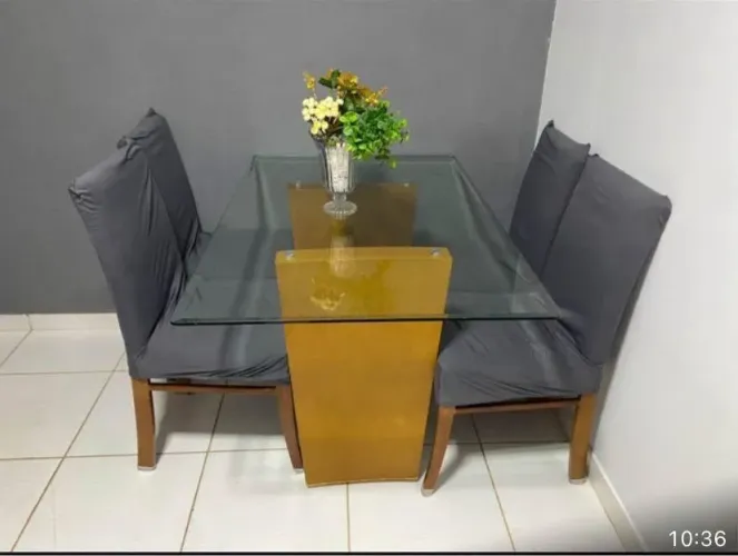 Mesa c/ 4 cadeiras 1,20x80 R$900,00 Núcleo Bandeirante