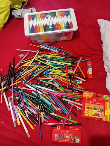 Filhote de lápis canetinha e acessórios de escola Faber Castell