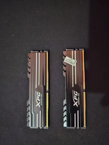  2X Memória XPG GAMMIX D10, 8GB, 3200MHz, DDR4.