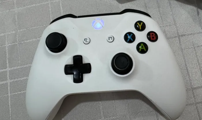 Controle XBOX sem fio branco