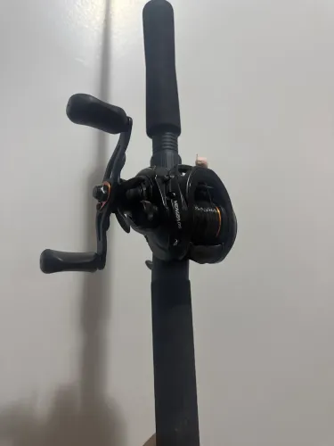 Vara Max Force 1,63 30-50 lbs + Carretilha Marine Venza DS