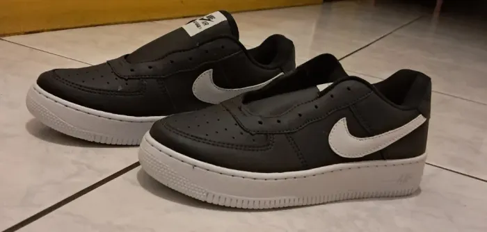 Tênis Nike novo