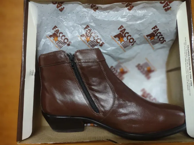 Bota masc. Faccos marrom 41
