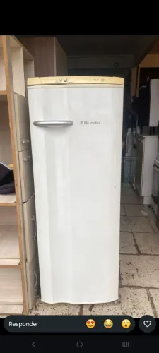 Geladeira Electrolux 127w