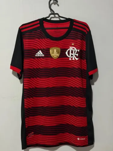 CAMISA FLAMENGO 2022 COM PATCH DE CAMPEÃO