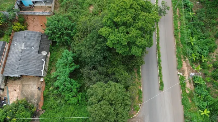 Terreno Urbano 445m² | Vila Residencial de Minaçu - Minaçu/GO | Localização Nobre e Infrae