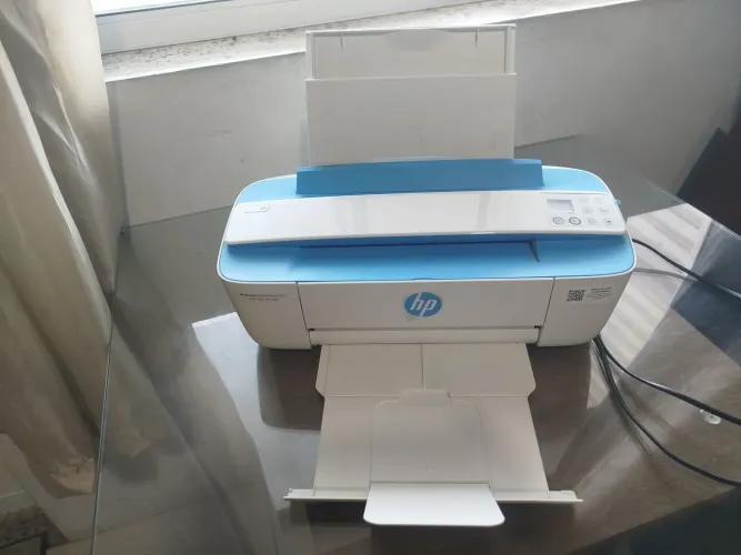 Multifuncional HP Deskjet 3776 (J9V88A), Branco/Azul, PEQUENO