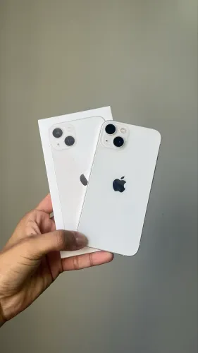 iPhone 13 (leia a legenda)