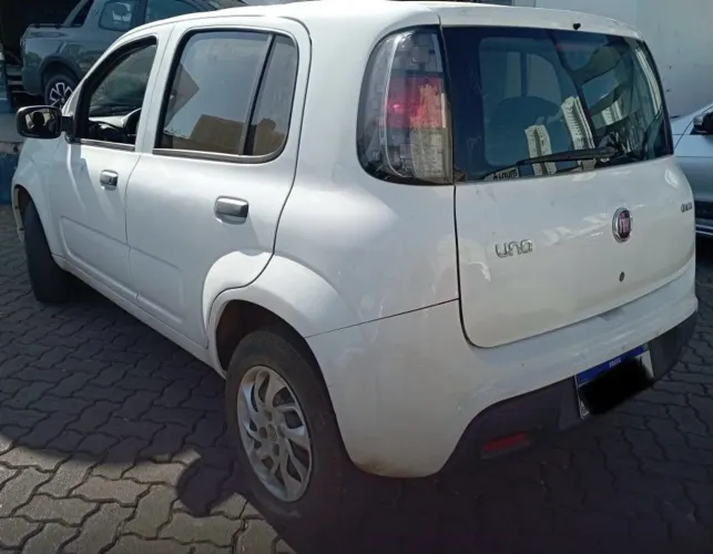 Fiat Uno Attractive 1.0 EVO Fire Flex 8V 5P 2021