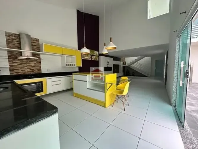 LINDA CASA/SOBRADO, 3 QUARTOS, 250M2 NO INDIANÓPOLIS