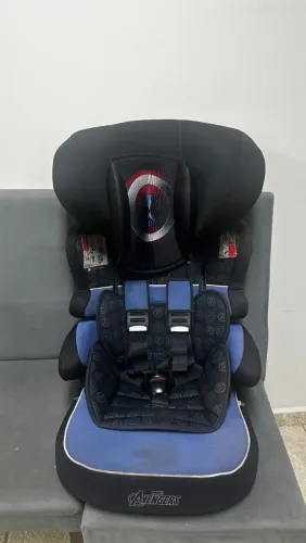 Cadeirinha e Assento de Elevação com Encosto Capitão América Team Tex Beline Luxe