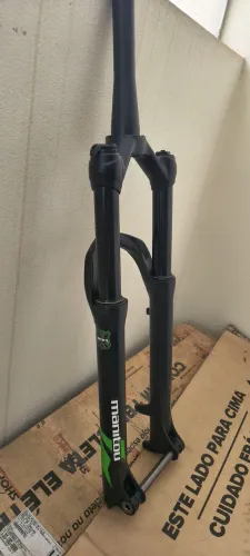 Suspensão Manitou Machete aro 29 boost curso 120mm excelente estado