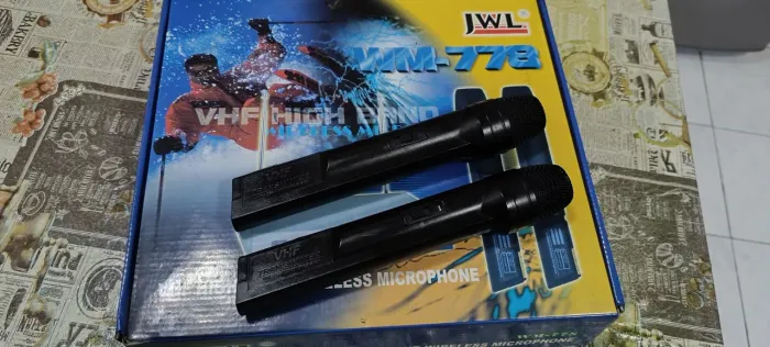 Microfone sem fio duplo VHF