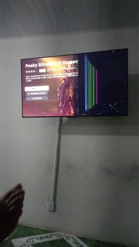 Tv TCL 55? com tela danificada mas funcionando
