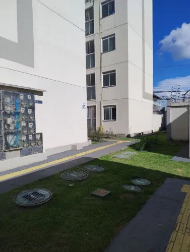 Condomínio vista. Das mangueiras alugo. Apto de. 2. Qtos. VL. 1500 reais. Planalto