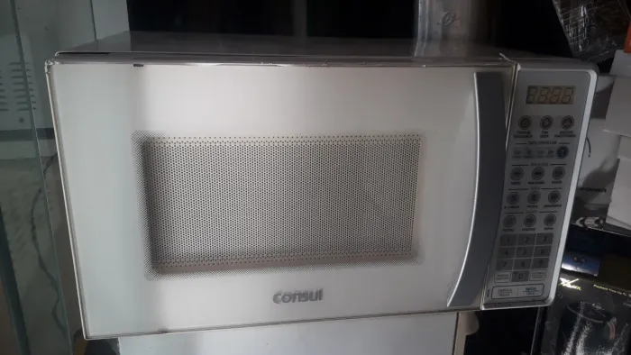 Microondas Consul 20 litros funcionando perfeitamente