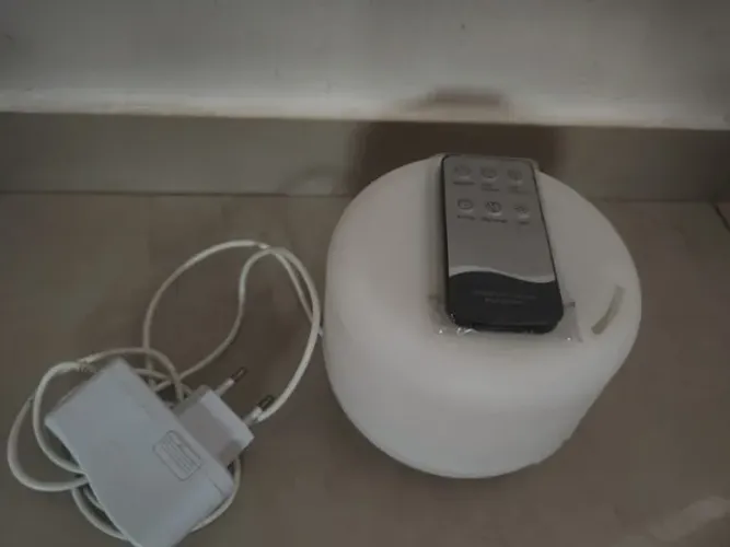 Difusor, Umidificador e Aromatizador, Óleos Essenciais c/ controle e Led 7 Cores