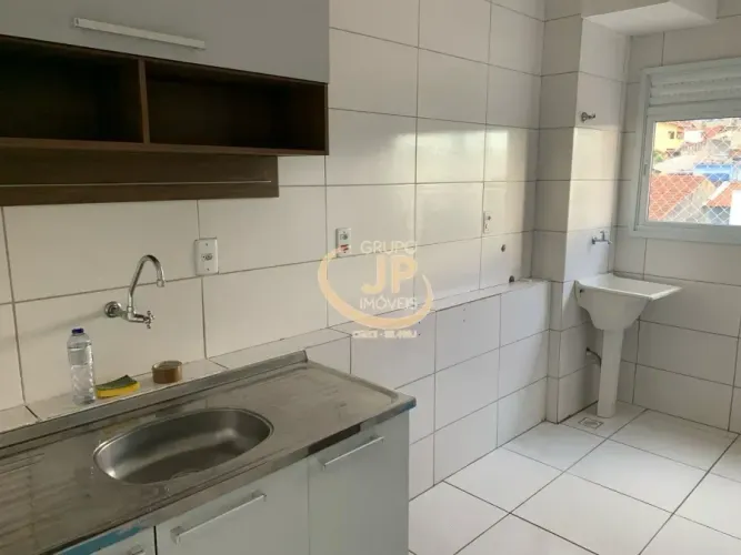 Apto no Jd. Brasilândia/ 2 Dorm./ Planejados/ 1 Vaga/ Aluguel 1.300,00!