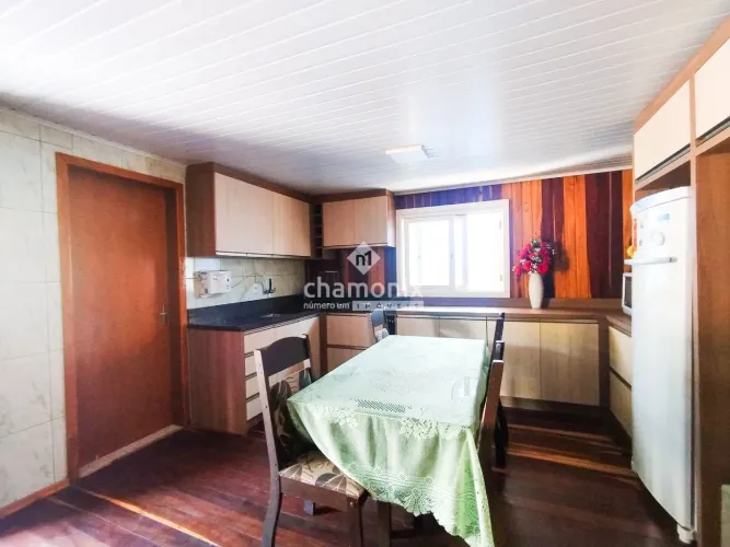 CASA MISTA SEMIMOBILIADA - NOVA PÁDUA - 158,23m²