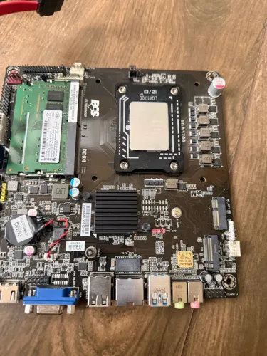 Placa mãe ECS H610H7 - TI5
